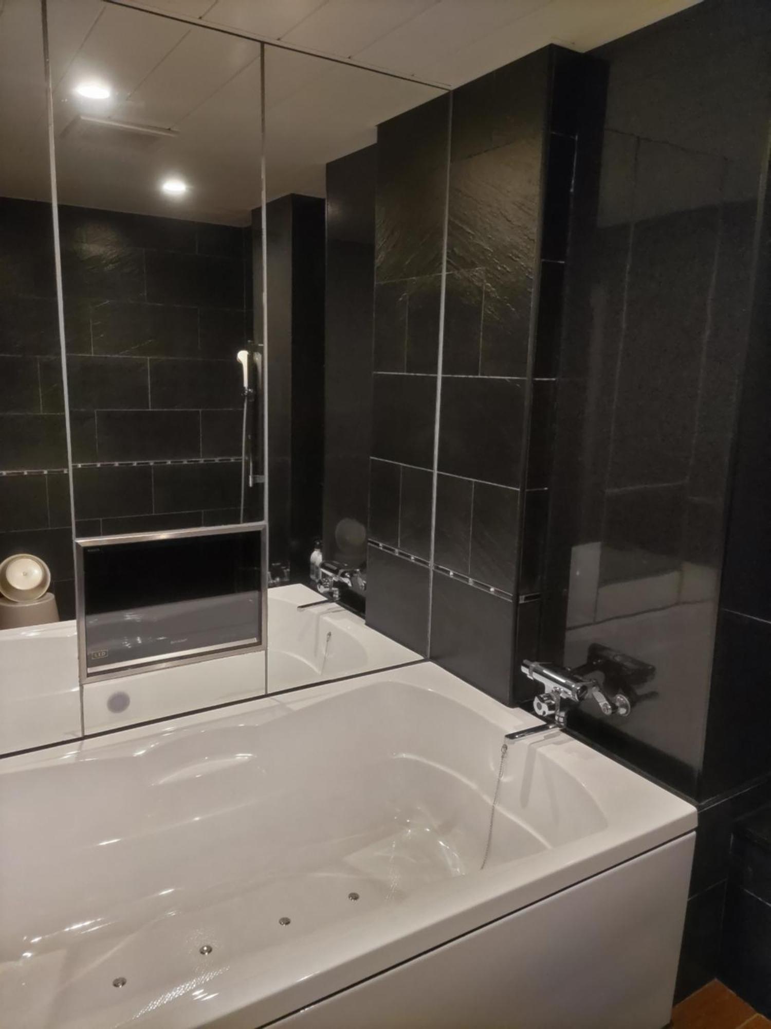 Noah Grande (Adults Only) Hotel Osaka Buitenkant foto